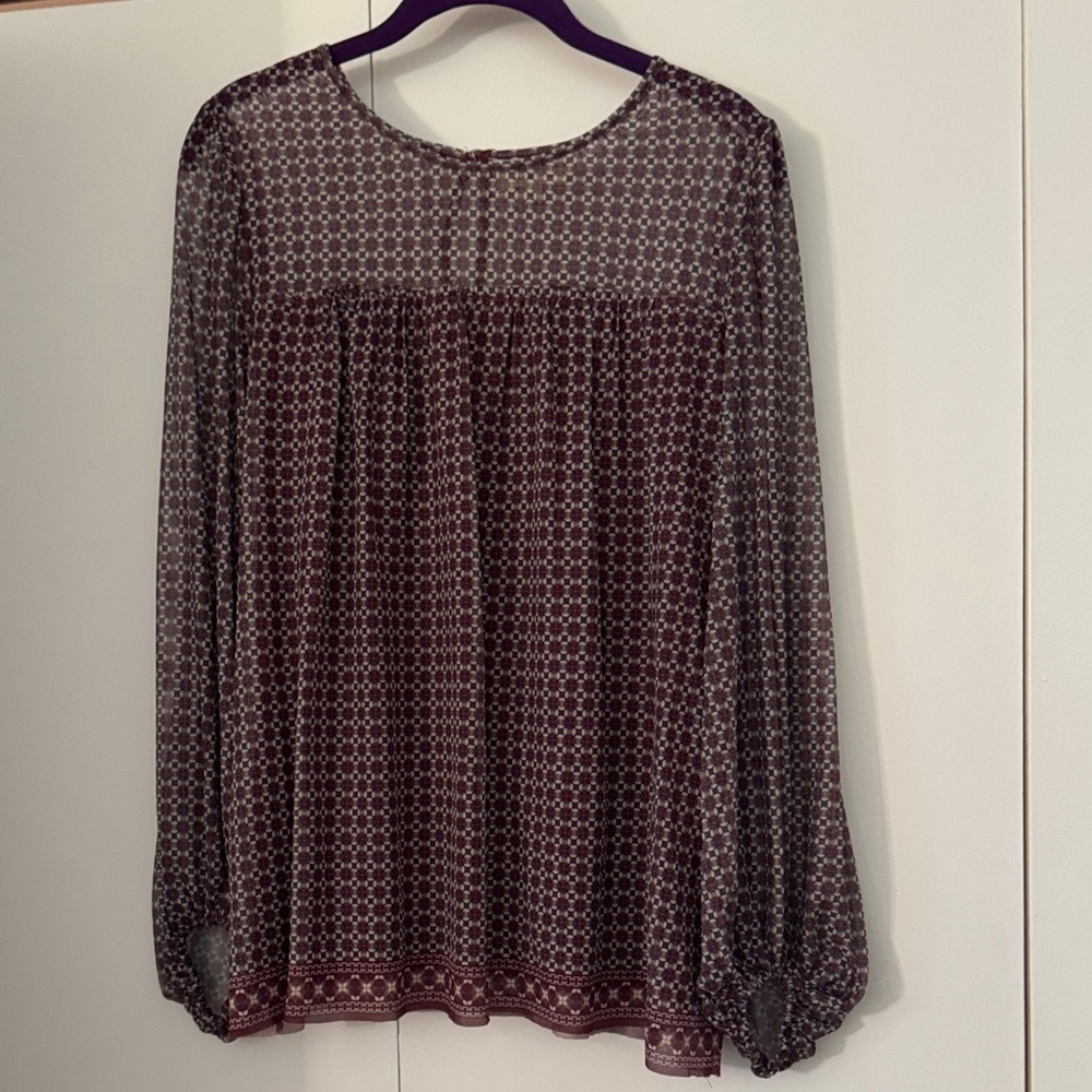 Max Studio Black and White Patterned Blouse